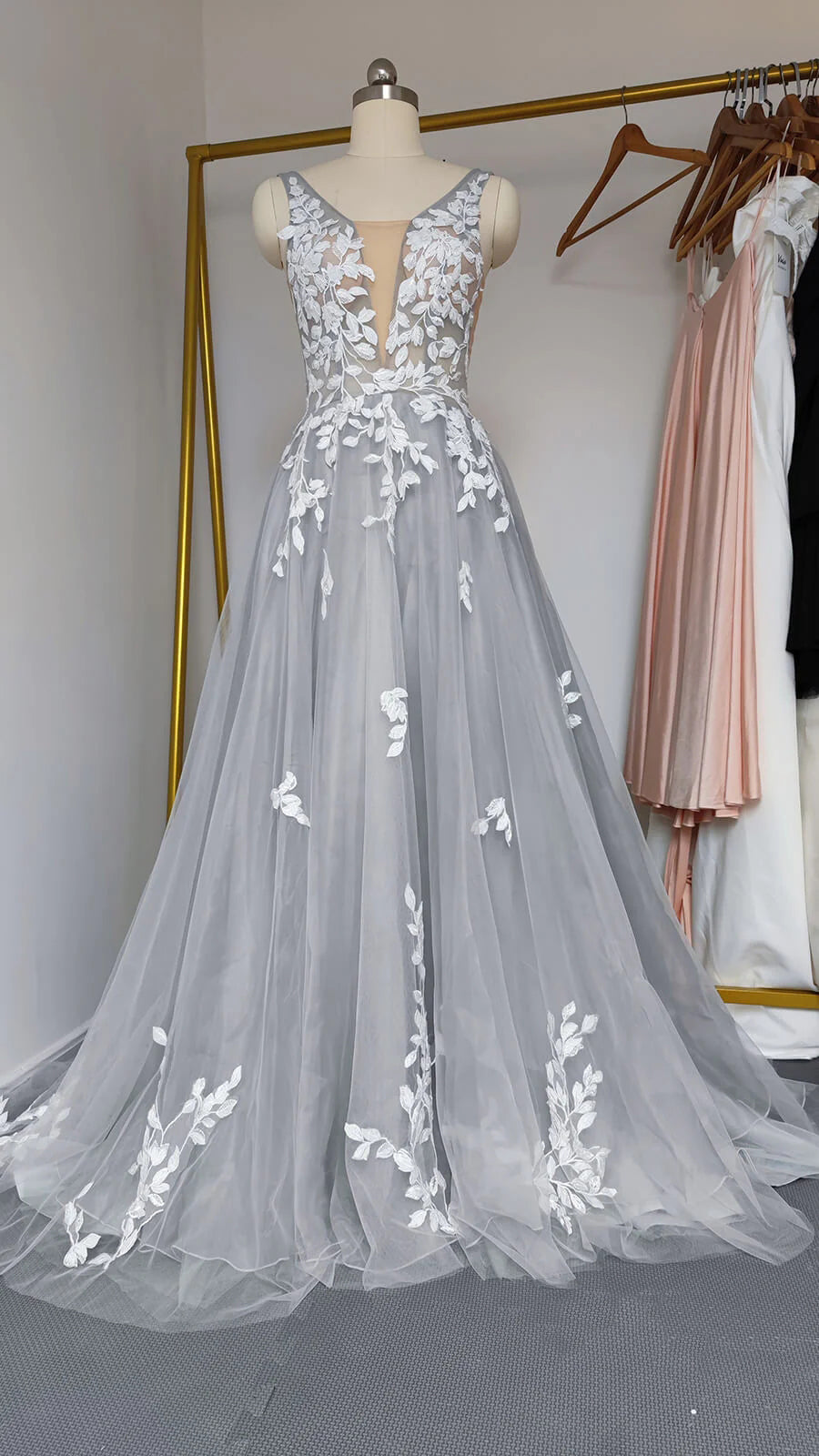 A Line Champagne Tulle Wedding Dresses With Lace Appliques,WW314